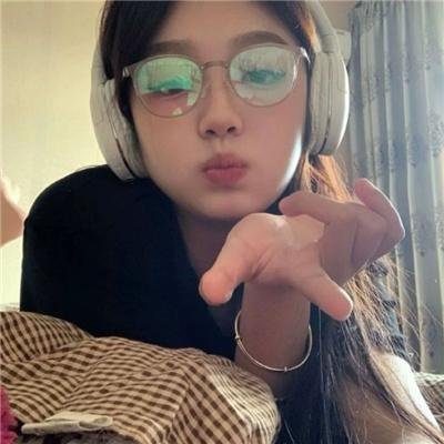 对面的话题家族